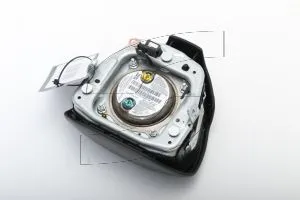 Maserati - Used Parts 670080501-A1 DRIVER MODULE AIR BAG BLACK