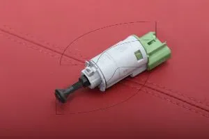 Maserati - Used Parts 670001724-A2 BRAKE PEDAL SWITCH